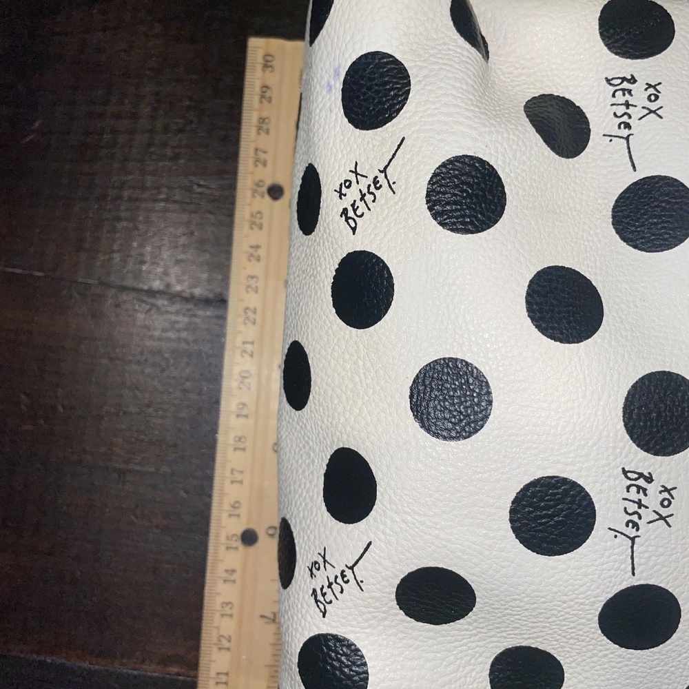 Betsey Johnson Cosmetic Bag Makeup Spots Dots Black White‎ Purse Clutch - Picture 8 of 8